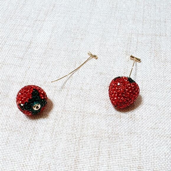 Strawberry earrings N529 - Picture 3 of 4